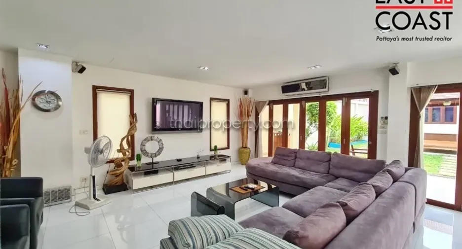 À vendre 5 chambres maison à Bang Lamung, Chonburi