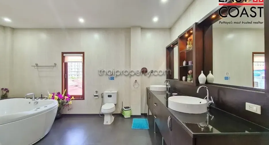 À vendre 5 chambres maison à Bang Lamung, Chonburi