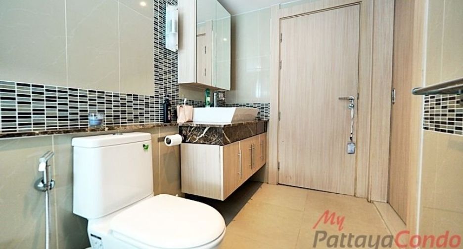 For sale 2 bedrooms condo in Bang Lamung, Chonburi