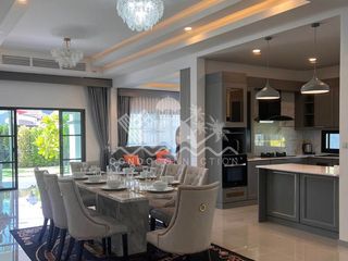For rent 5 Beds condo in East Pattaya, Pattaya