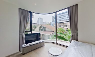 For rent 2 bed condo in Khlong Toei, Bangkok