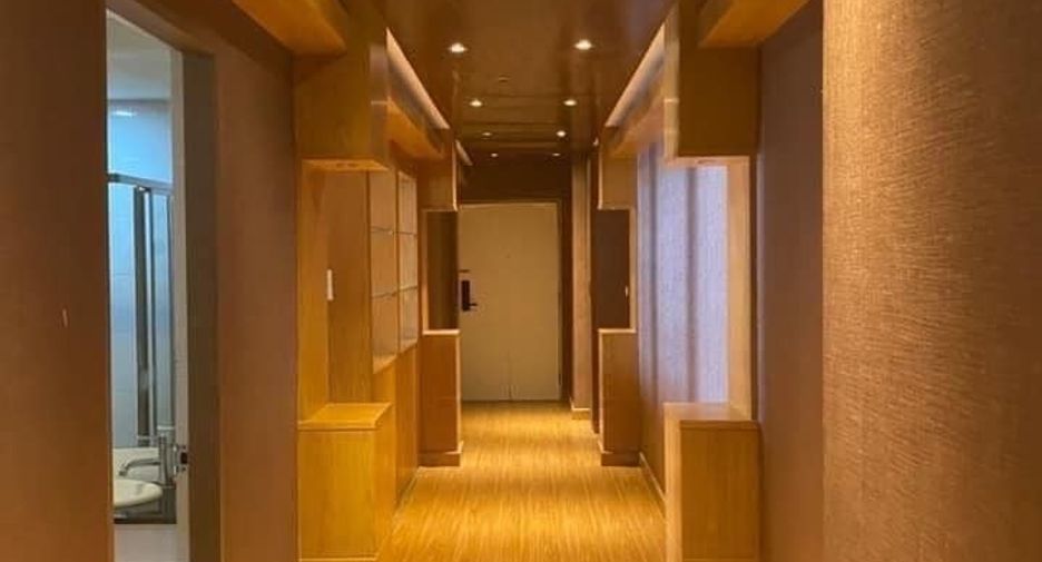 For sale 1 bed condo in Watthana, Bangkok