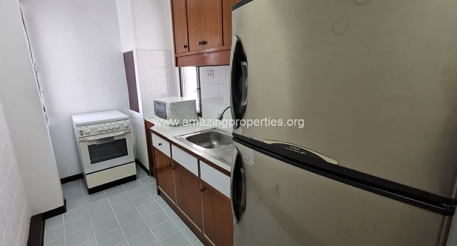For rent 1 bed condo in Mueang Nakhon Pathom, Nakhon Pathom