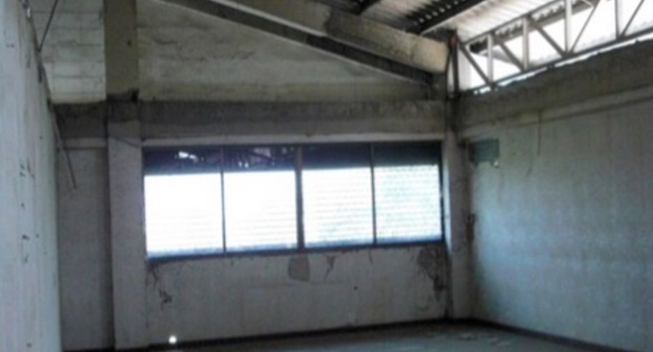 Almacén en venta en Bang Sao Thong, Samut Prakan