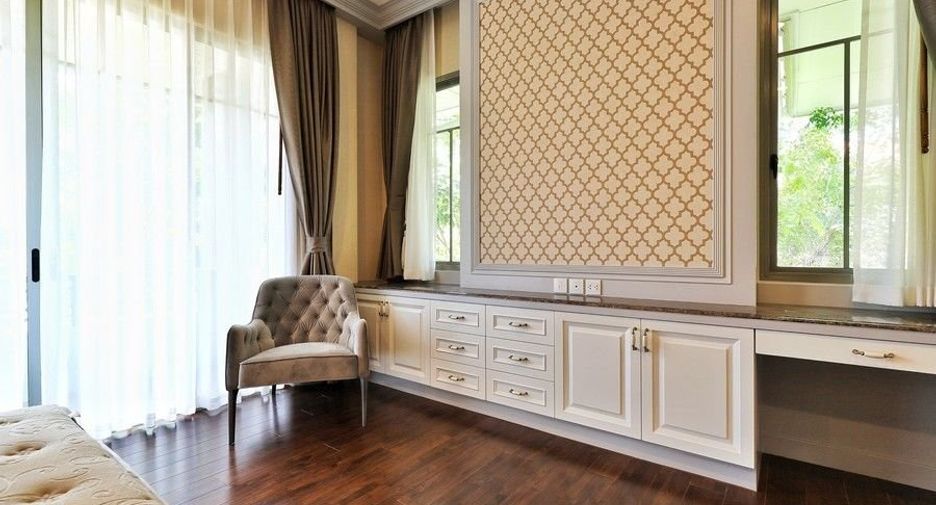 Продажа 4 спальни дом в Банг Кхае, Бангкок