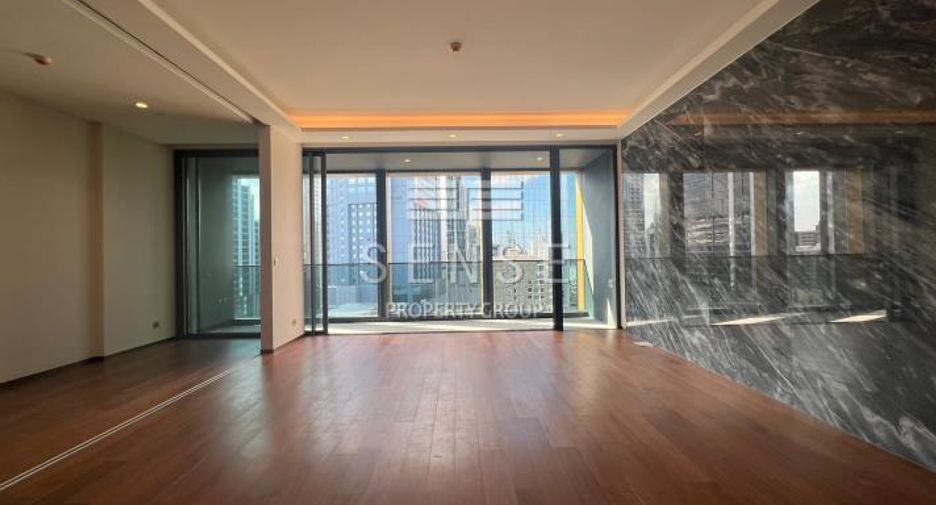 For sale 2 bedrooms condo in Khlong Toei, Bangkok