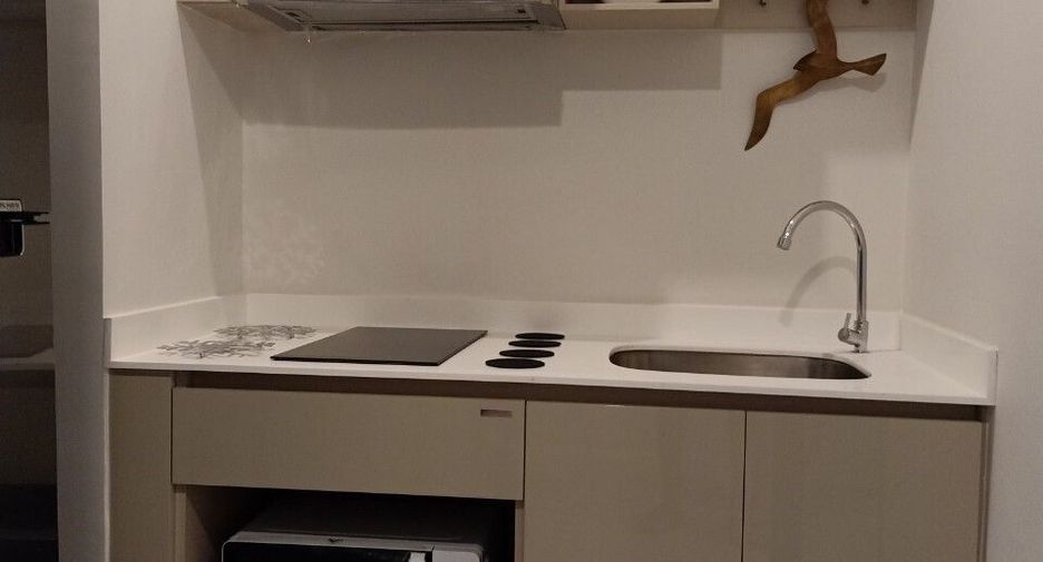 For rent 1 bed condo in Watthana, Bangkok