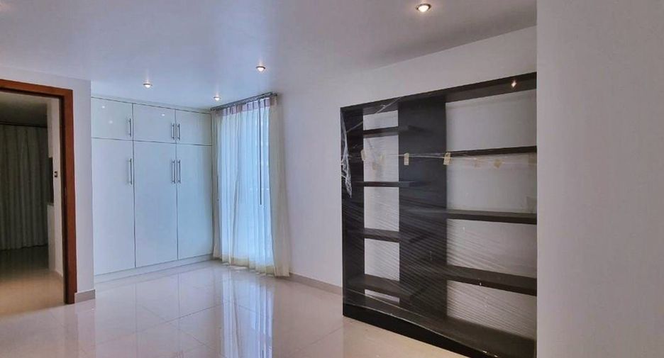 For sale 5 bed condo in Bang Lamung, Chonburi