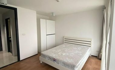 For sale 1 bed condo in Huai Khwang, Bangkok