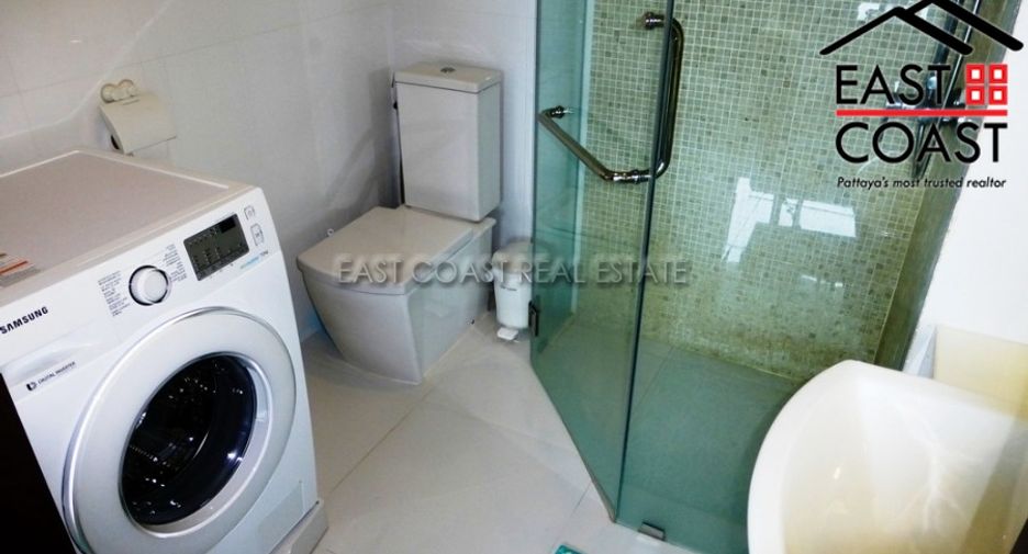 For sale 2 ベッドルーム condo in Bang Lamung, Chonburi