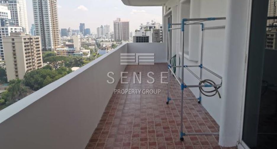 À vendre 3 chambres condo à Watthana, Bangkok