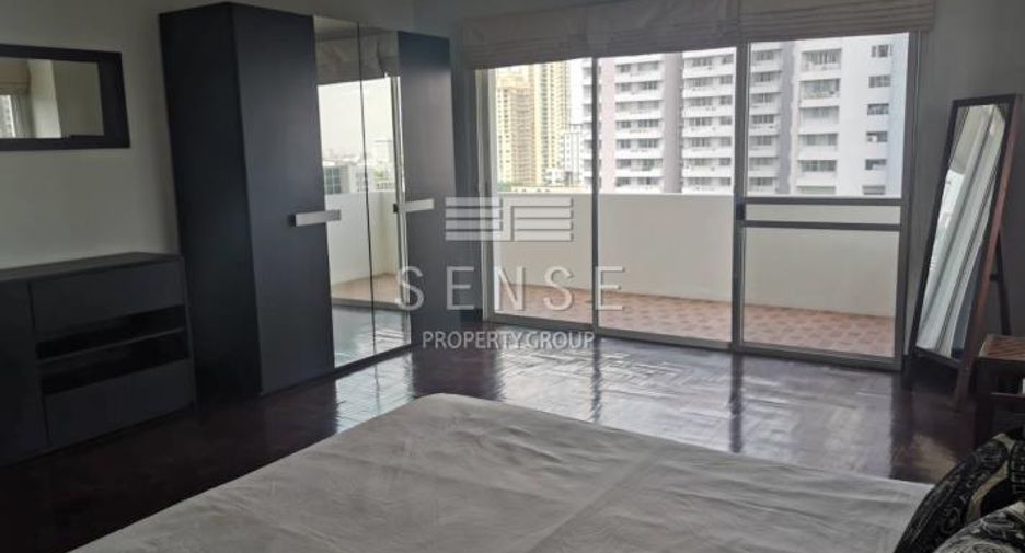 À vendre 3 chambres condo à Watthana, Bangkok