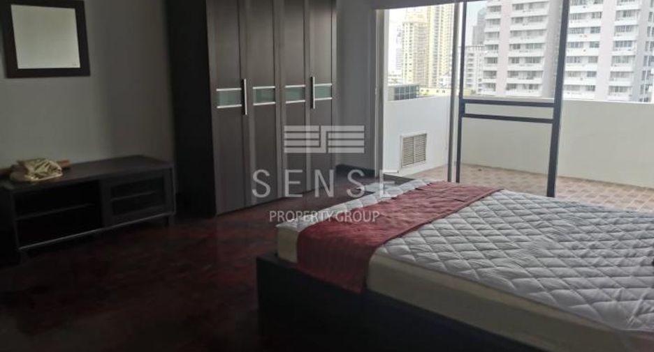 À vendre 3 chambres condo à Watthana, Bangkok
