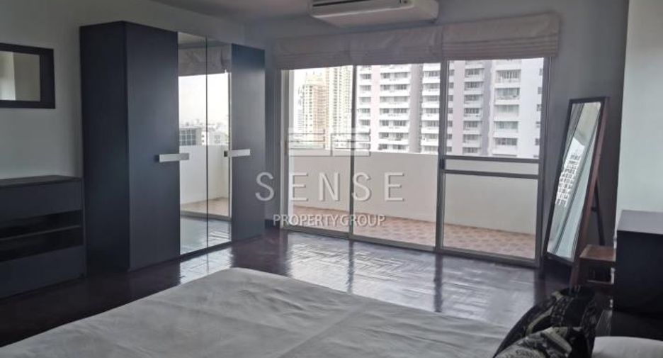 À vendre 3 chambres condo à Watthana, Bangkok