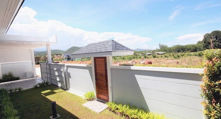 For sale 4 bed villa in Pran Buri, Prachuap Khiri Khan