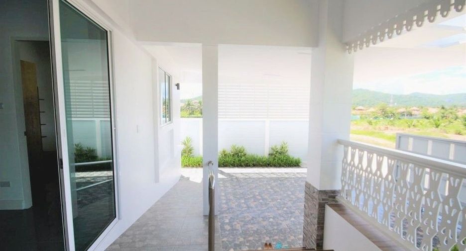 For sale 4 bed villa in Pran Buri, Prachuap Khiri Khan