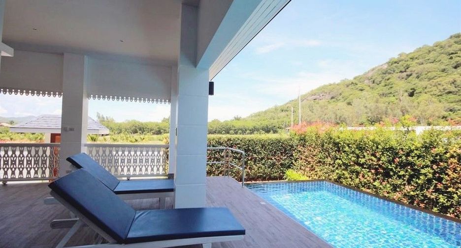 For sale 4 bed villa in Pran Buri, Prachuap Khiri Khan