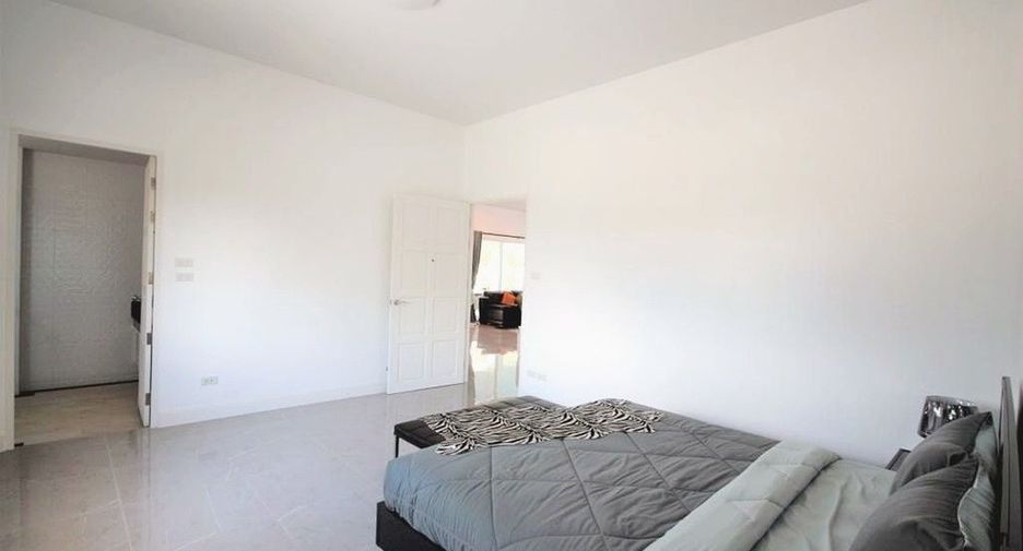 For sale 4 bed villa in Pran Buri, Prachuap Khiri Khan