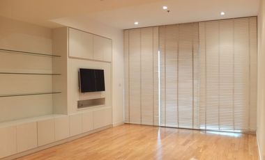 For rent 3 Beds condo in Khlong Toei, Bangkok