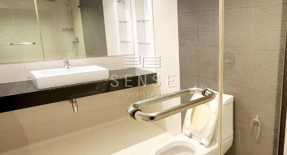 For rent 3 ベッドルーム condo in Khlong Toei, Bangkok