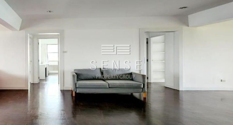 For rent 3 ベッドルーム condo in Khlong Toei, Bangkok