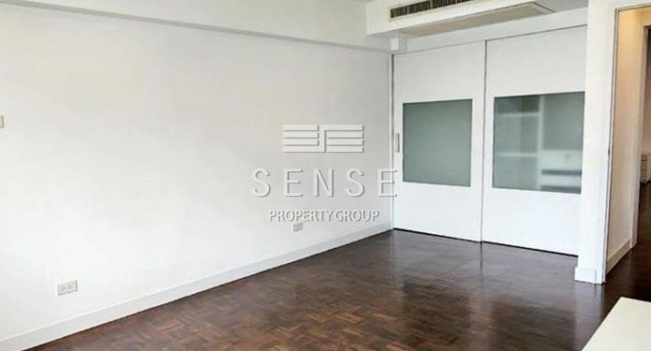 For rent 3 ベッドルーム condo in Khlong Toei, Bangkok