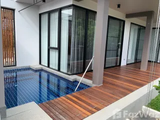 For sale 5 bed villa in Saraphi, Chiang Mai