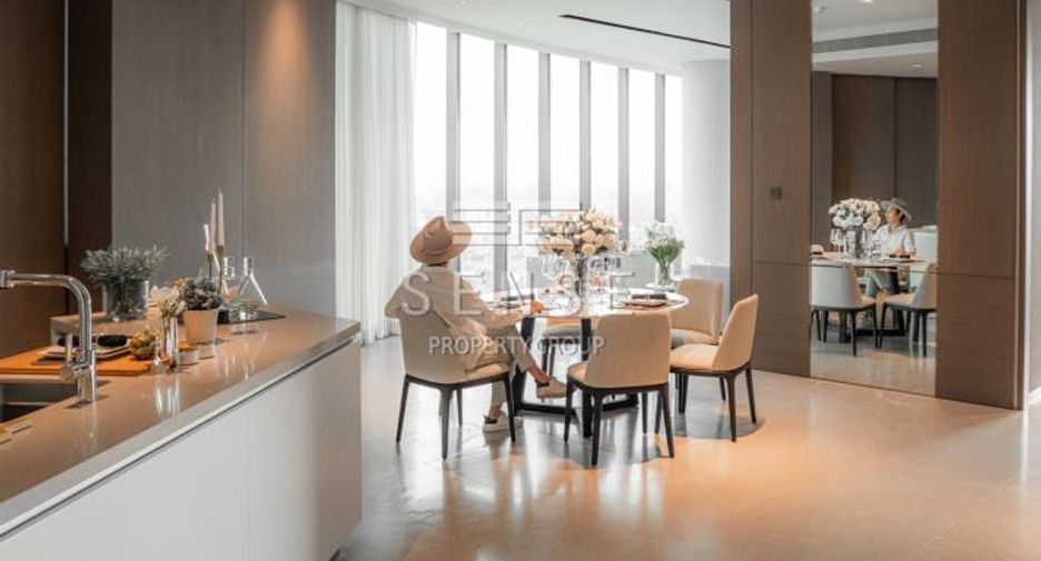For sale 2 bedrooms condo in Watthana, Bangkok