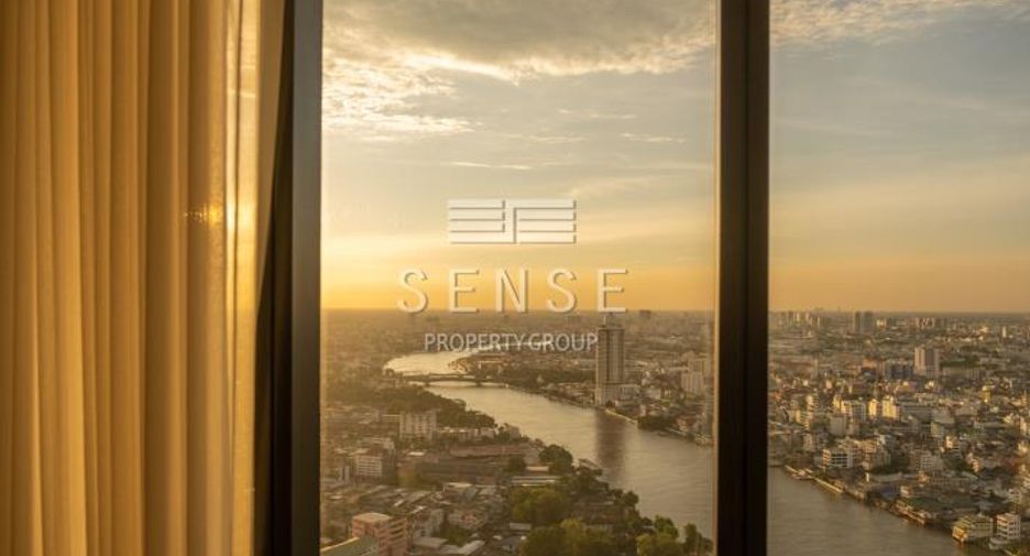 For sale 2 bedrooms condo in Watthana, Bangkok