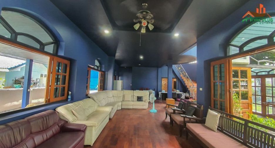 For sale 3 bedrooms house in Taling Chan, Bangkok