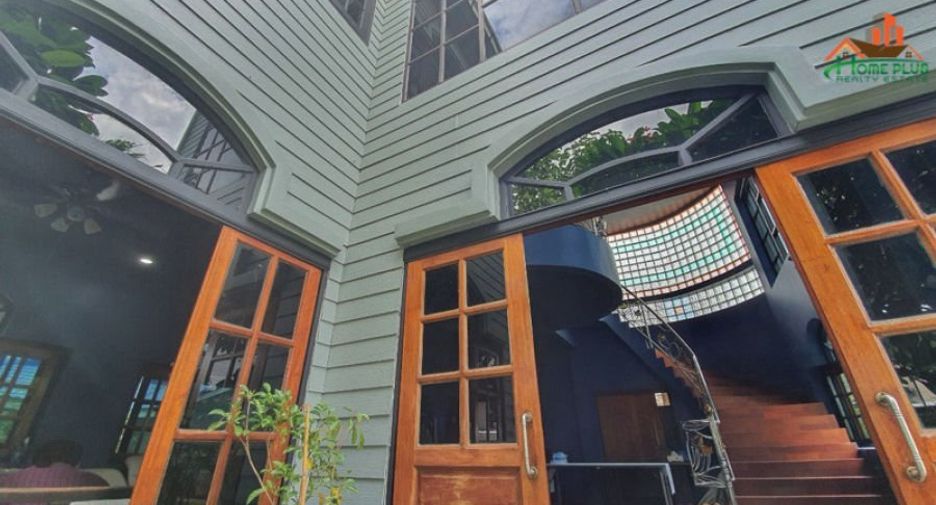 For sale 3 bedrooms house in Taling Chan, Bangkok