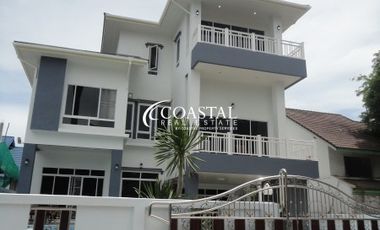 For rent そして for sale 5 Beds house in Jomtien, Pattaya