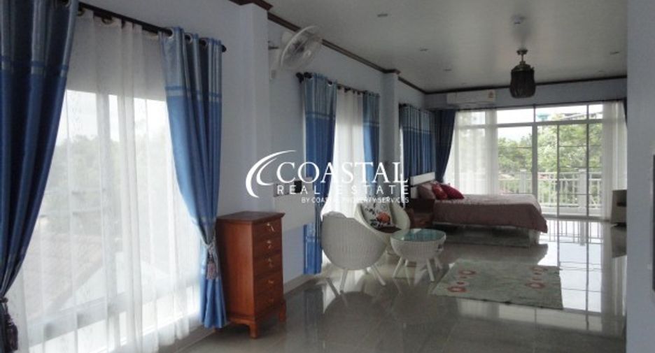 For rent and for sale 5 bed house in Jomtien, Pattaya