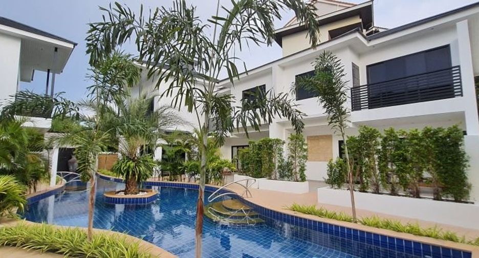 For sale 2 bed townhouse in Mueang Rayong, Rayong