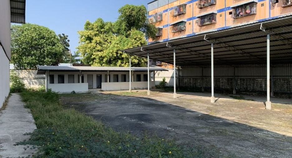 For rent そして for sale warehouse in Krathum Baen, Samut Sakhon