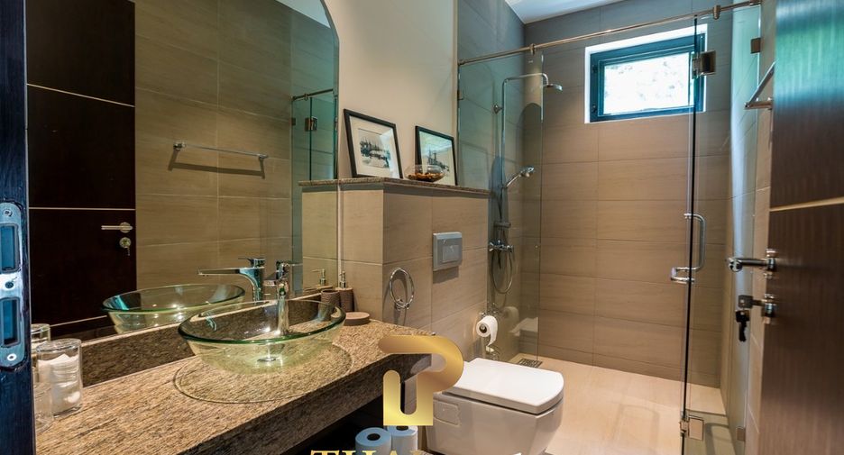 For sale 7 bedrooms villa in Pran Buri, Prachuap Khiri Khan