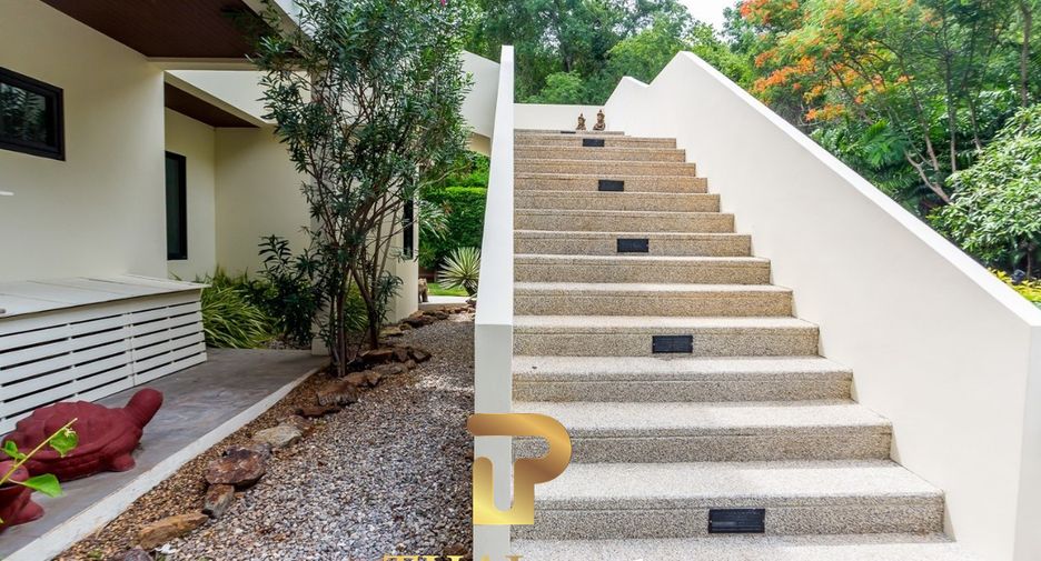 For sale 7 bedrooms villa in Pran Buri, Prachuap Khiri Khan