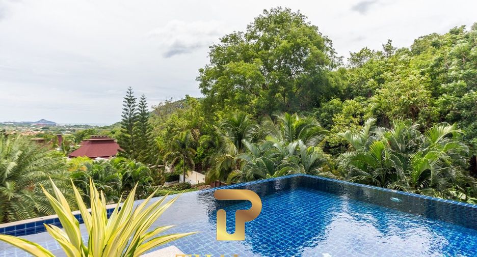 For sale 7 bedrooms villa in Pran Buri, Prachuap Khiri Khan