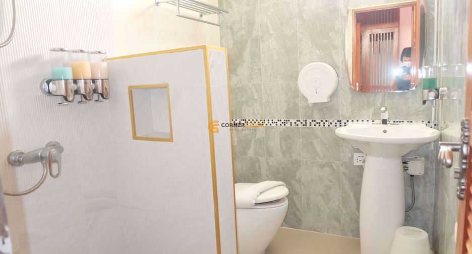Haus zur Miete und zum Kauf mit 7 Zimmer in Bang Lamung, Chonburi