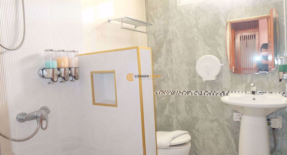 Haus zur Miete und zum Kauf mit 7 Zimmer in Bang Lamung, Chonburi