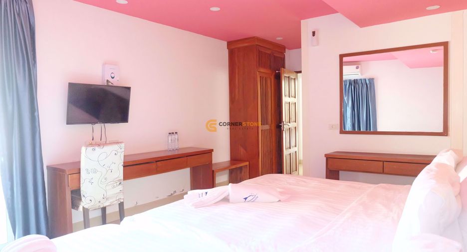 Haus zur Miete und zum Kauf mit 7 Zimmer in Bang Lamung, Chonburi
