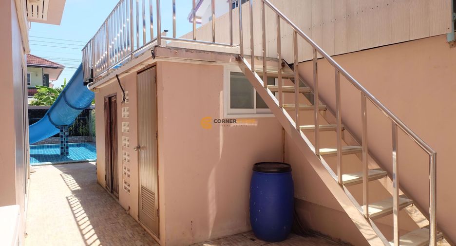 Haus zur Miete und zum Kauf mit 7 Zimmer in Bang Lamung, Chonburi