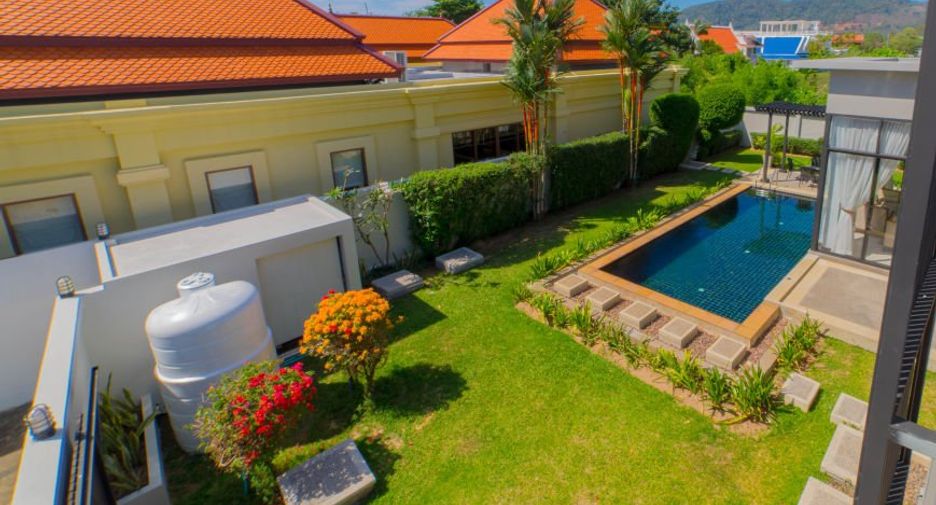 Villa en alquiler y en venta de 3 habitaciones en Mueang Phuket, Phuket