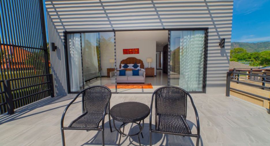 Villa en alquiler y en venta de 3 habitaciones en Mueang Phuket, Phuket