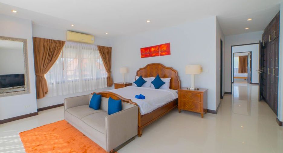 Villa en alquiler y en venta de 3 habitaciones en Mueang Phuket, Phuket