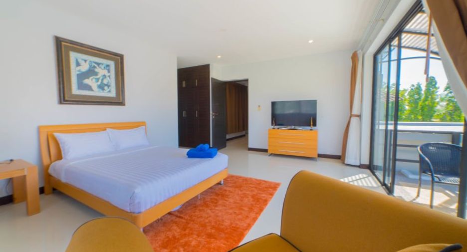 Villa en alquiler y en venta de 3 habitaciones en Mueang Phuket, Phuket