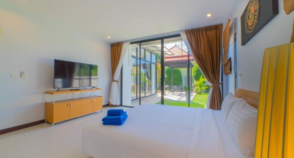 Villa en alquiler y en venta de 3 habitaciones en Mueang Phuket, Phuket