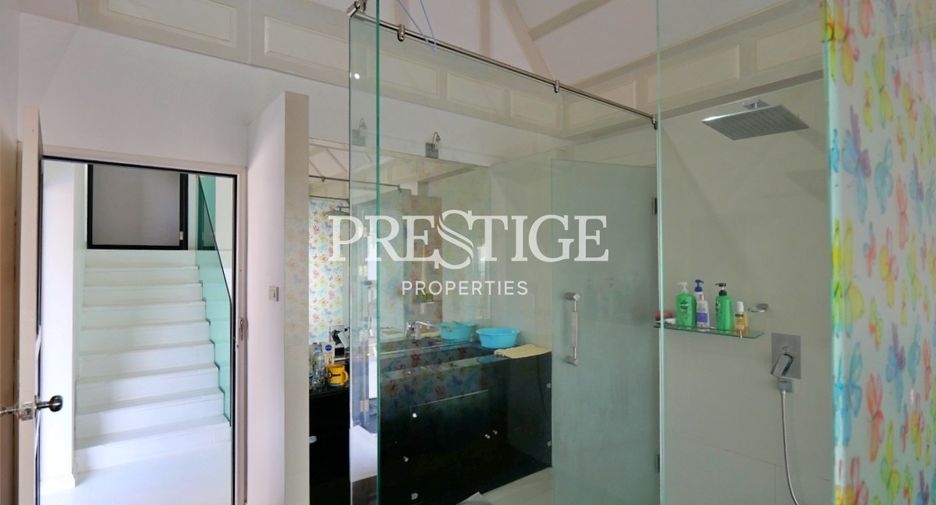 For sale 10 bedrooms house in Na Jomtien, Pattaya