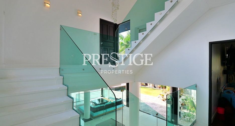 For sale 10 bedrooms house in Na Jomtien, Pattaya
