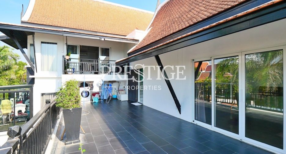 For sale 10 bedrooms house in Na Jomtien, Pattaya